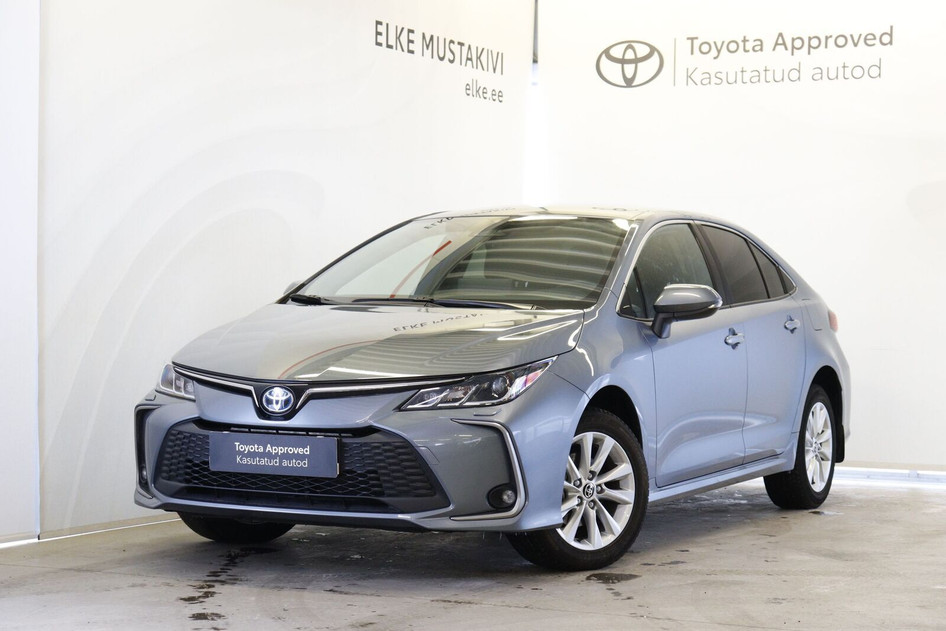 Toyota Corolla, 2024, 1.8, 72 kW, hybrid (petrol/electric), automatic, front-wheel drive