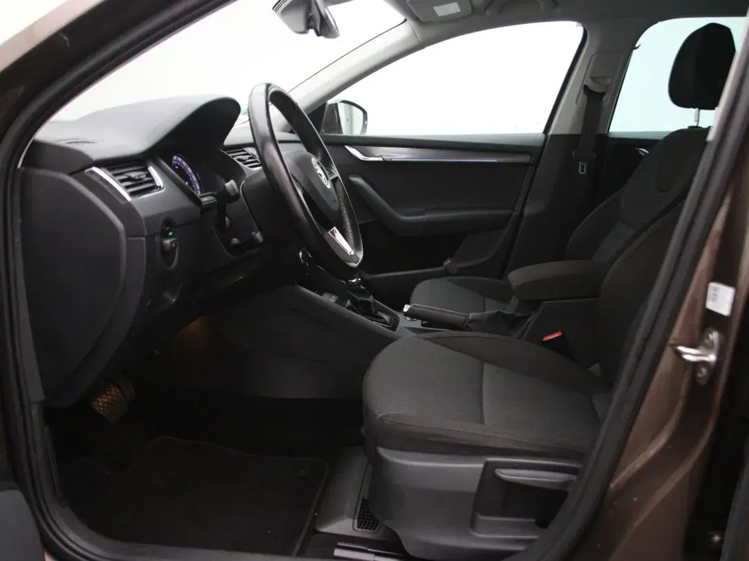 Škoda Octavia 2018, kuva 4/10