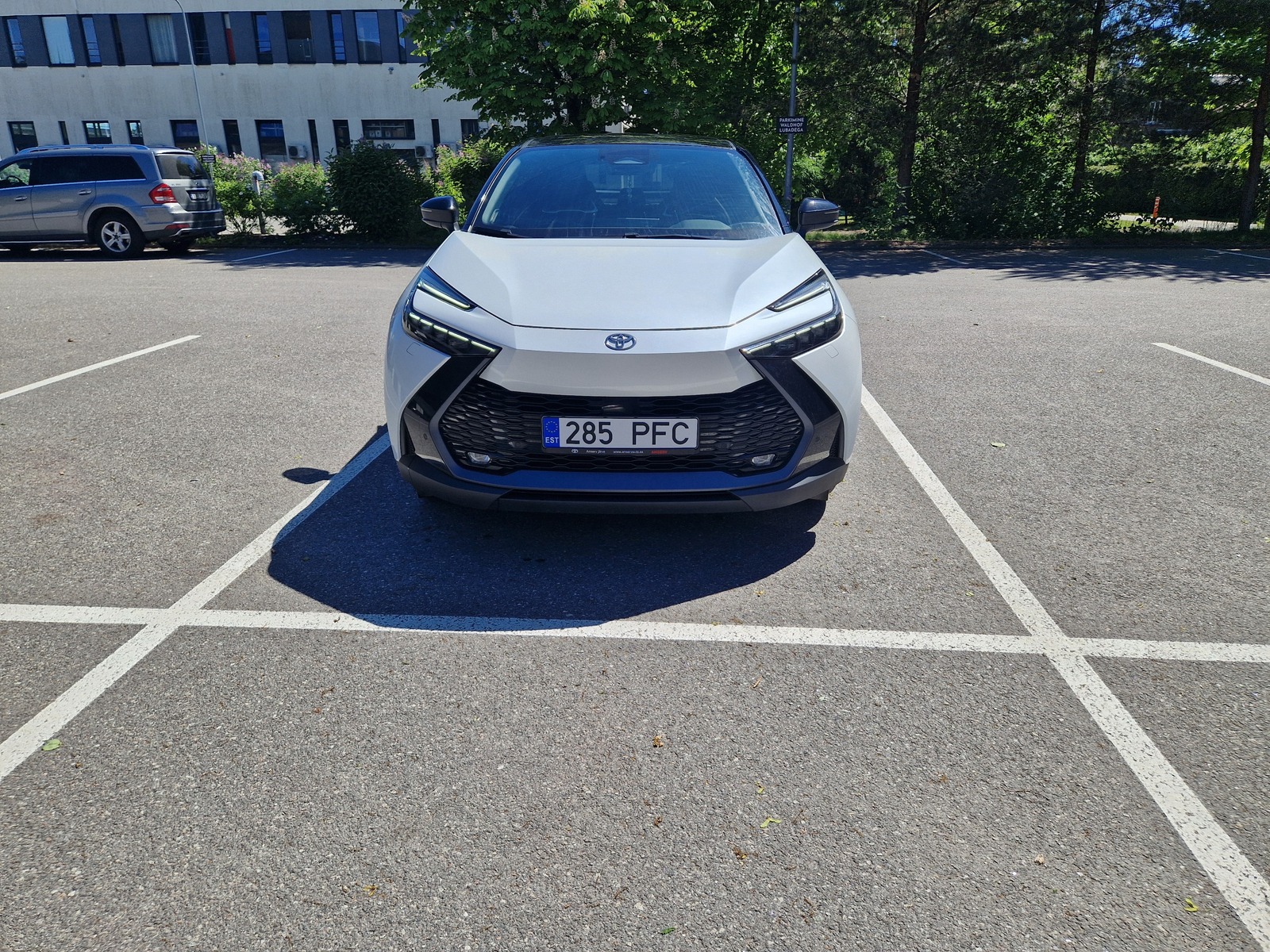 Toyota C-HR 2024, photo 7/10