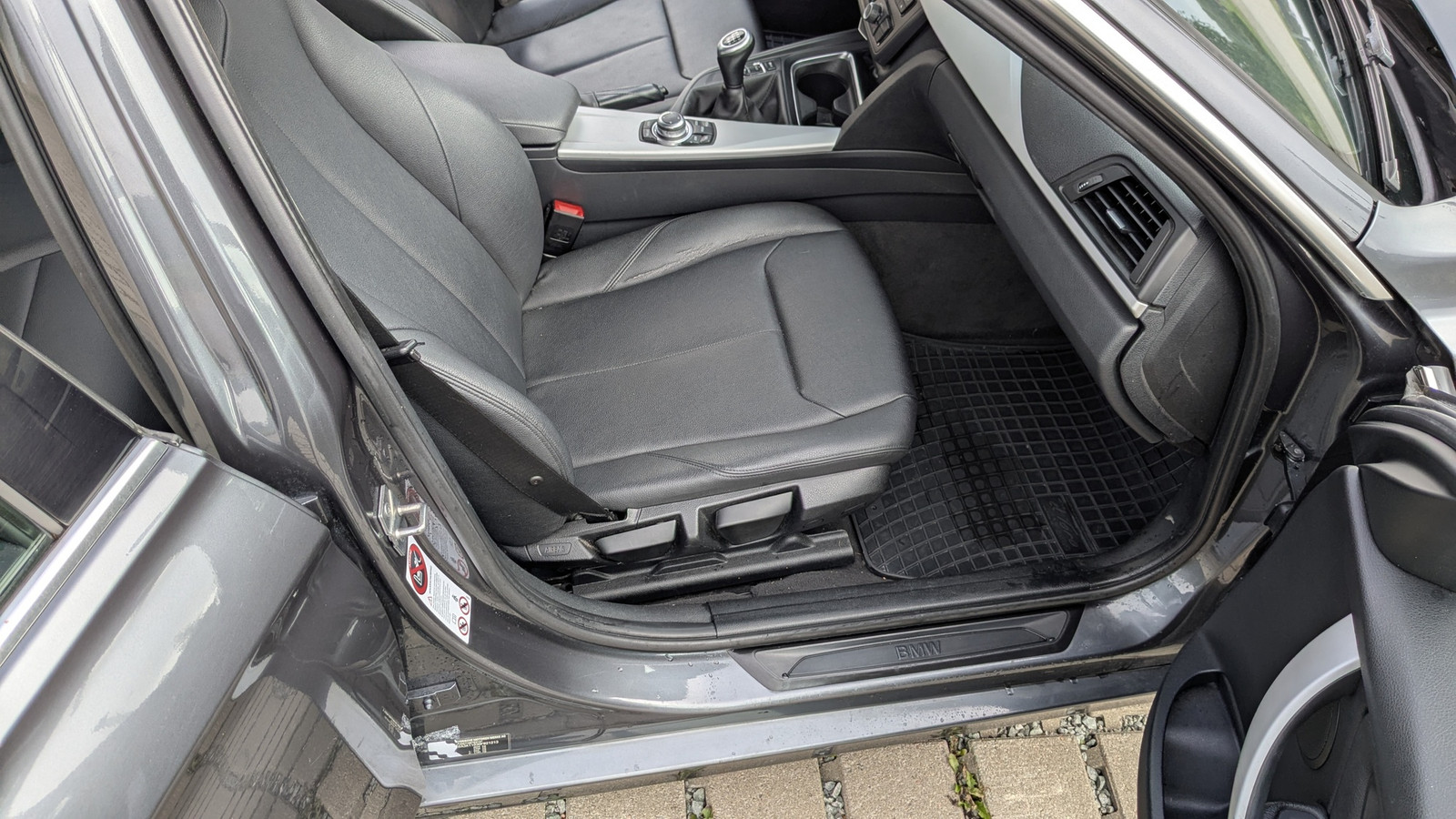 BMW 318 2013, kuva 6/22