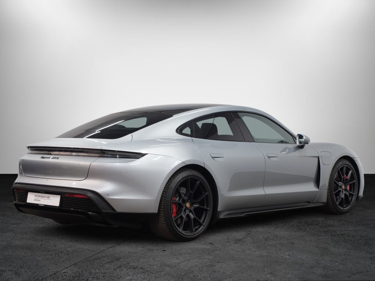 Porsche Taycan GTS 2023, photo 5/29