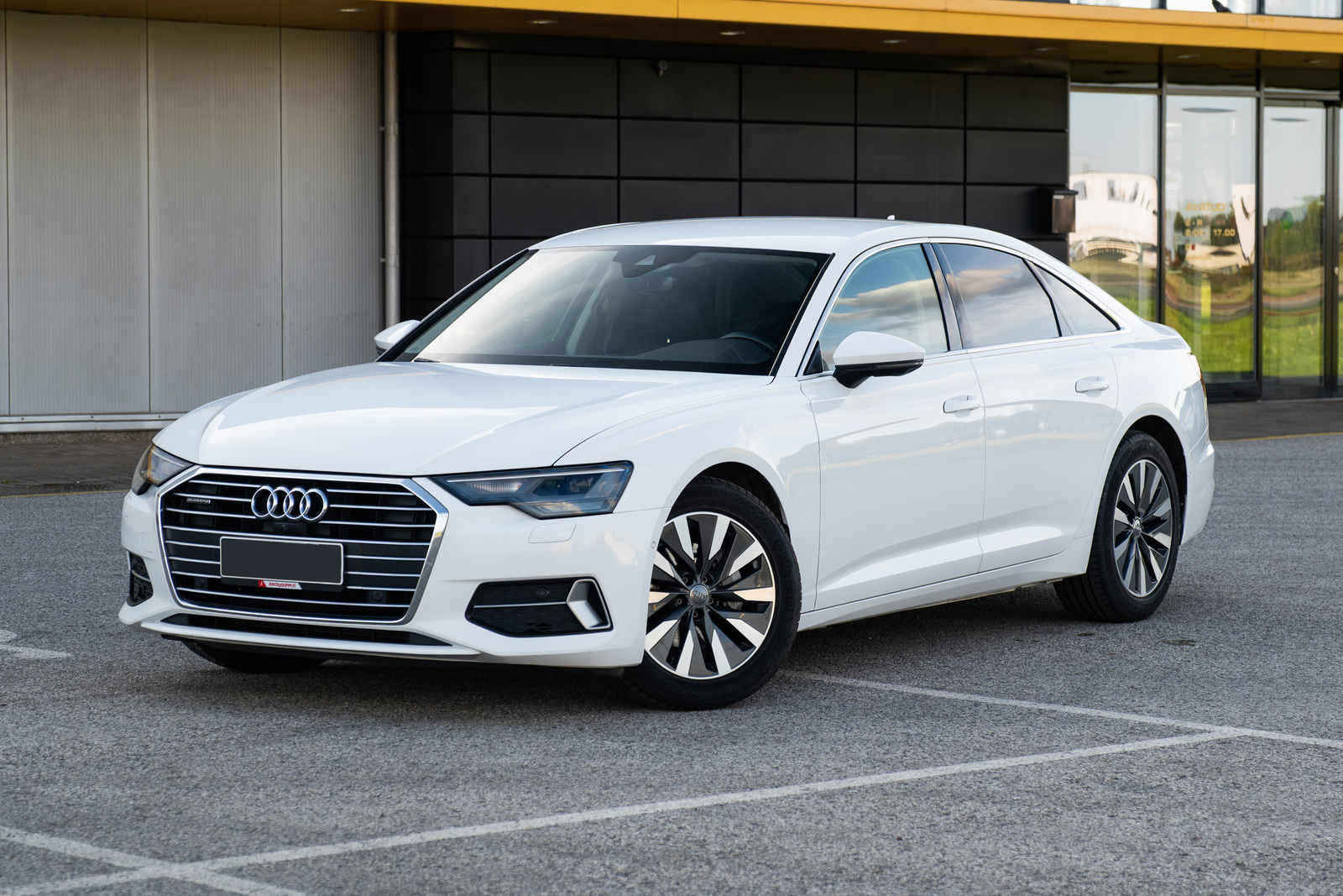 Audi A6 2020, photo 2/21