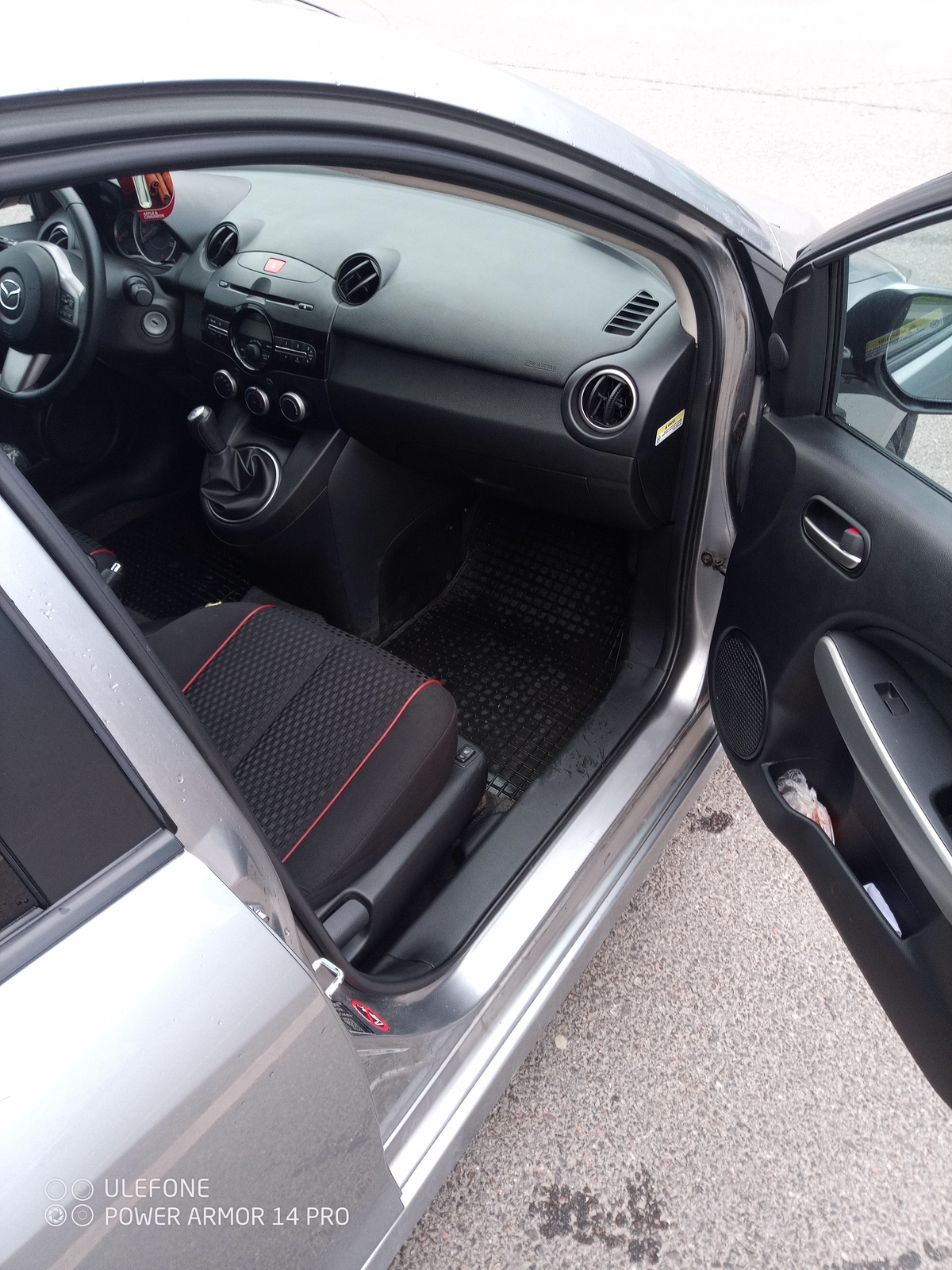 Mazda 2 2013, photo 5/6