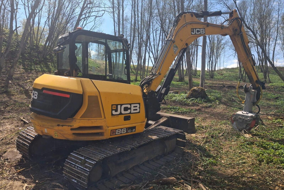 JCB 86 C-2