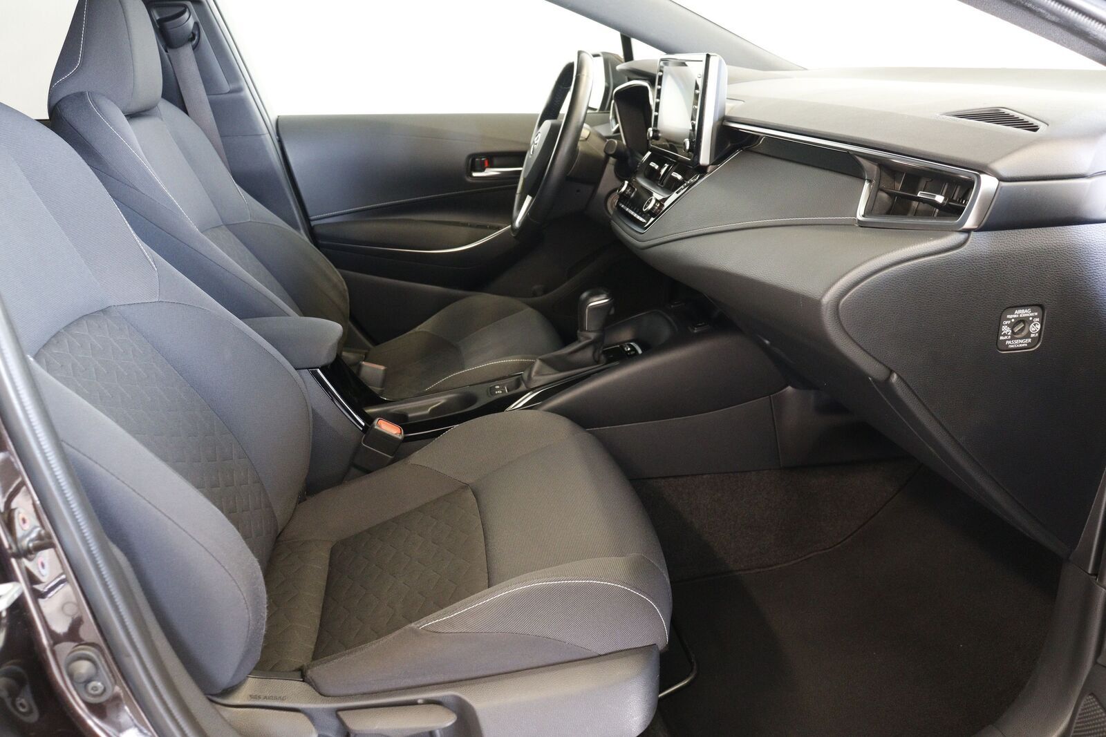 Toyota Corolla 2020, kuva 6/10