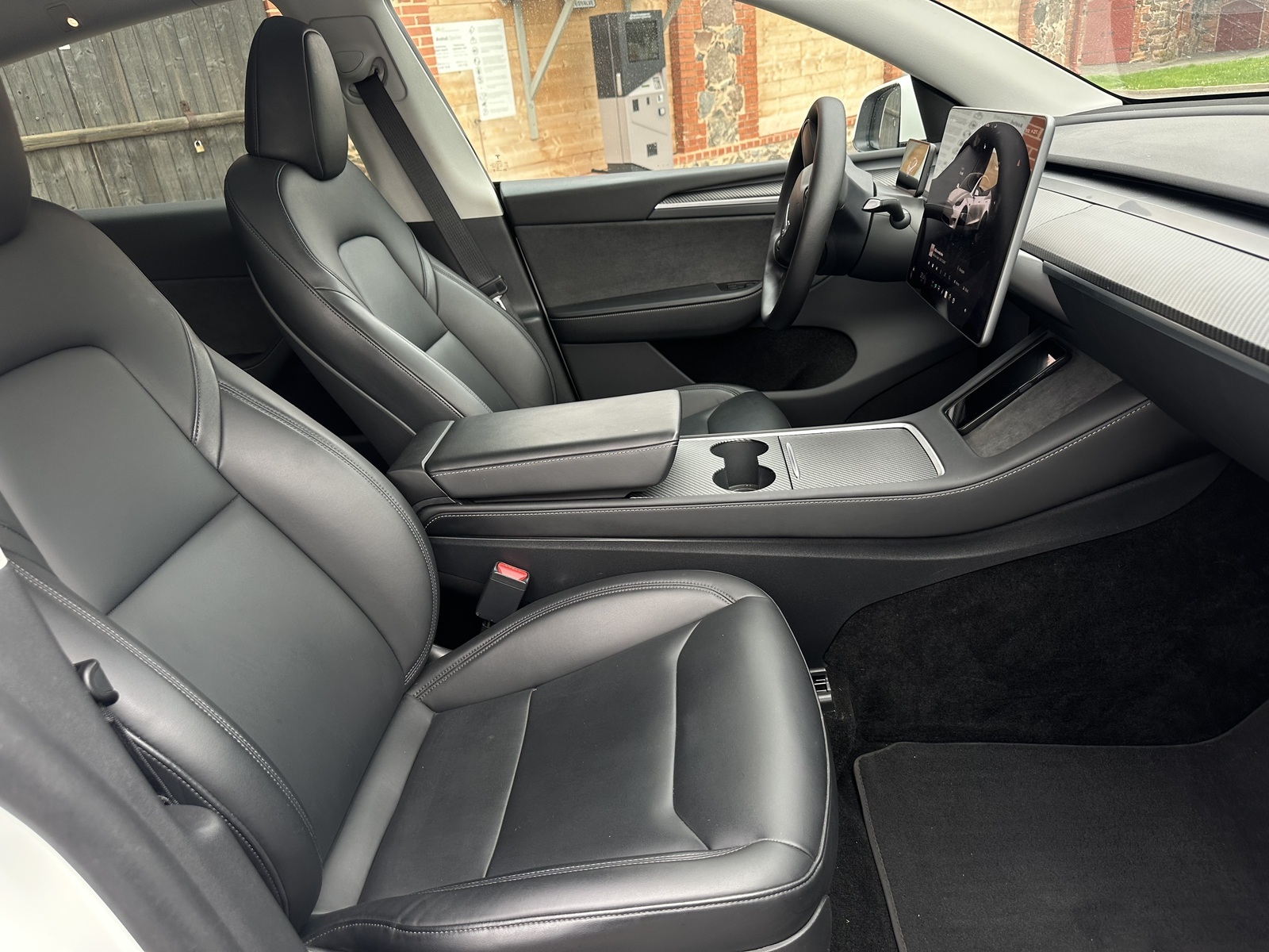 Tesla Model Y 2023, photo 7/10
