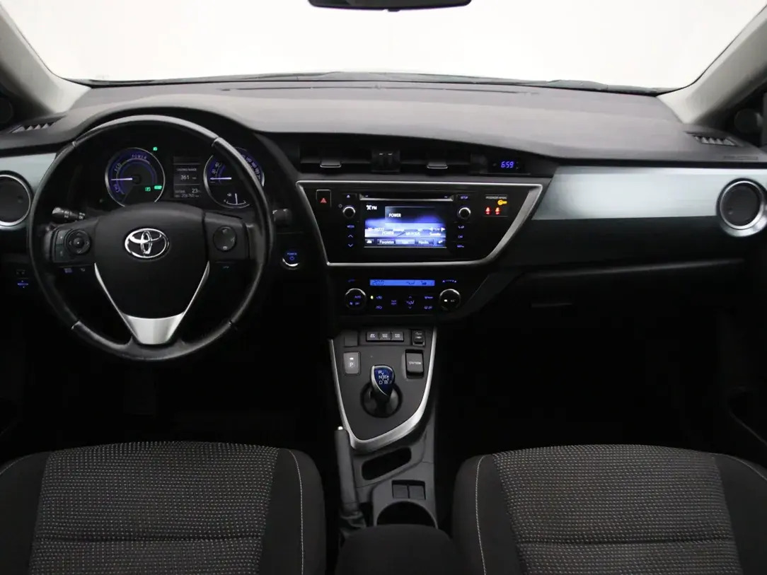 Toyota Auris 2014, kuva 2/31