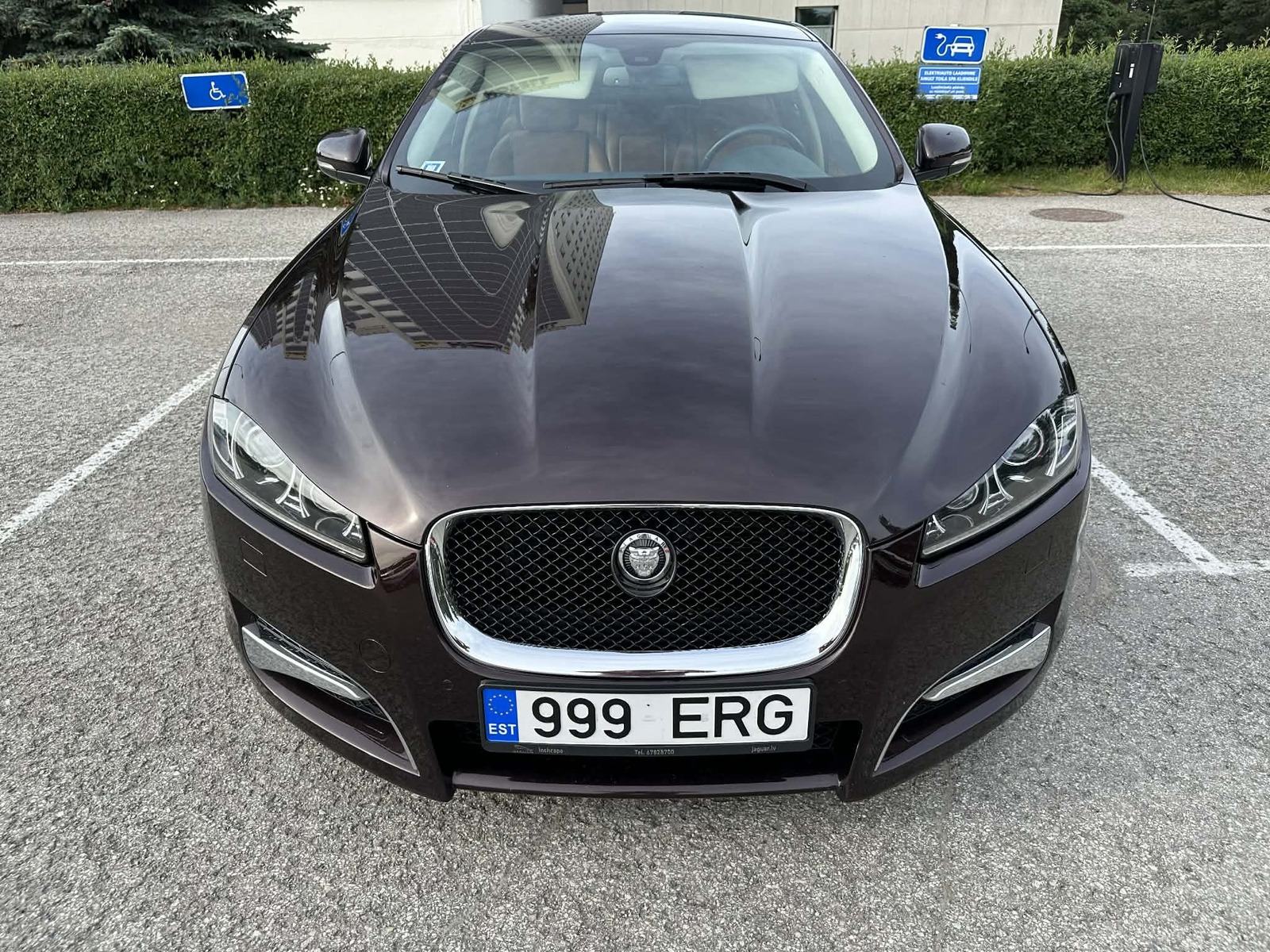 Jaguar XF 2012, kuva 7/10