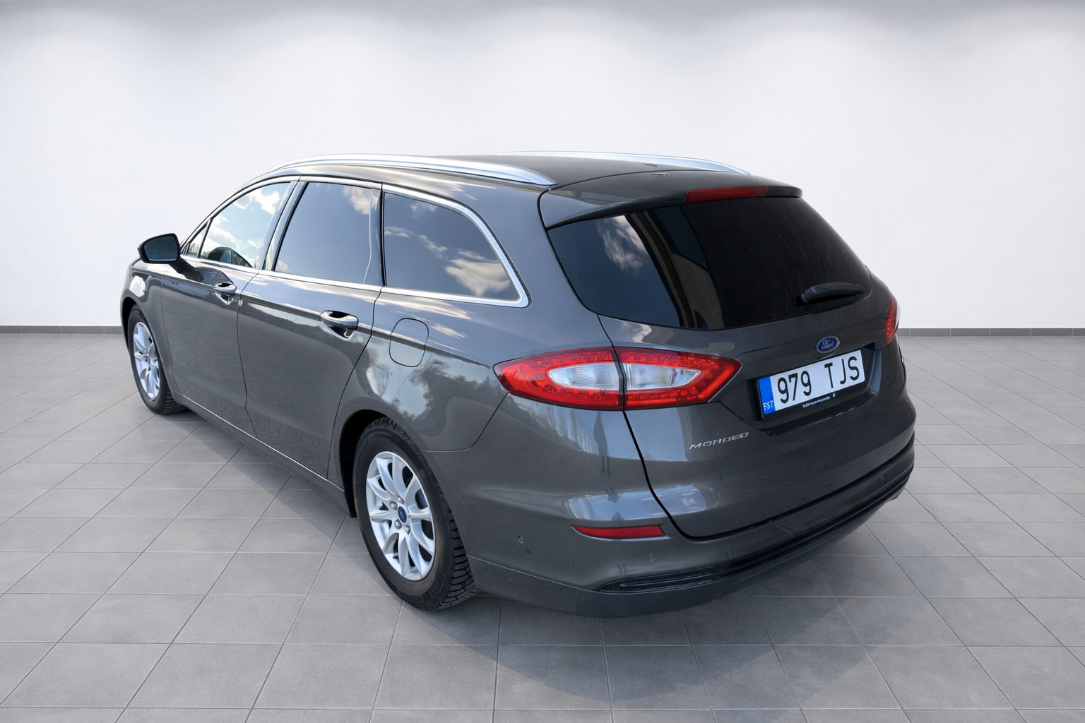 Ford Mondeo 2015, photo 5/22
