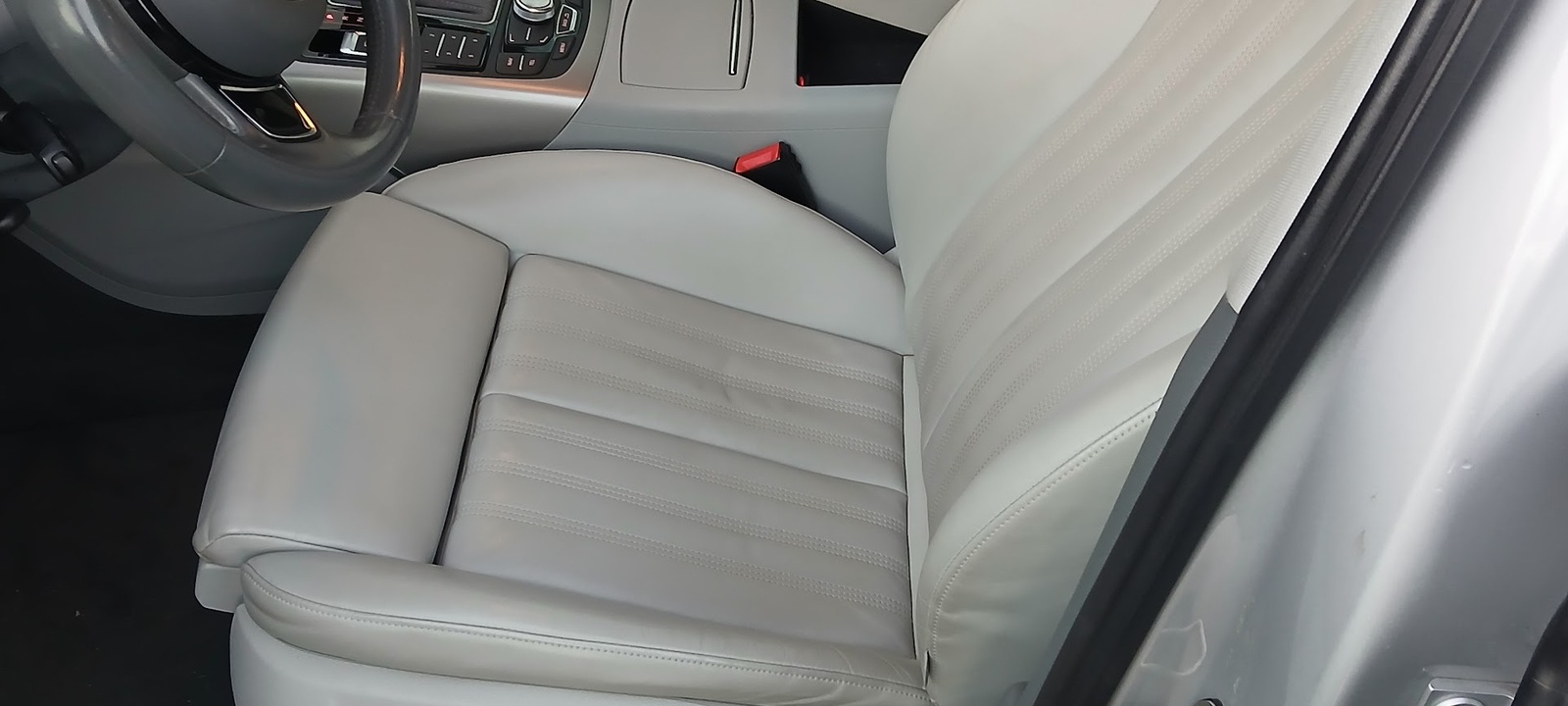 Audi A6 2012, photo 7/7