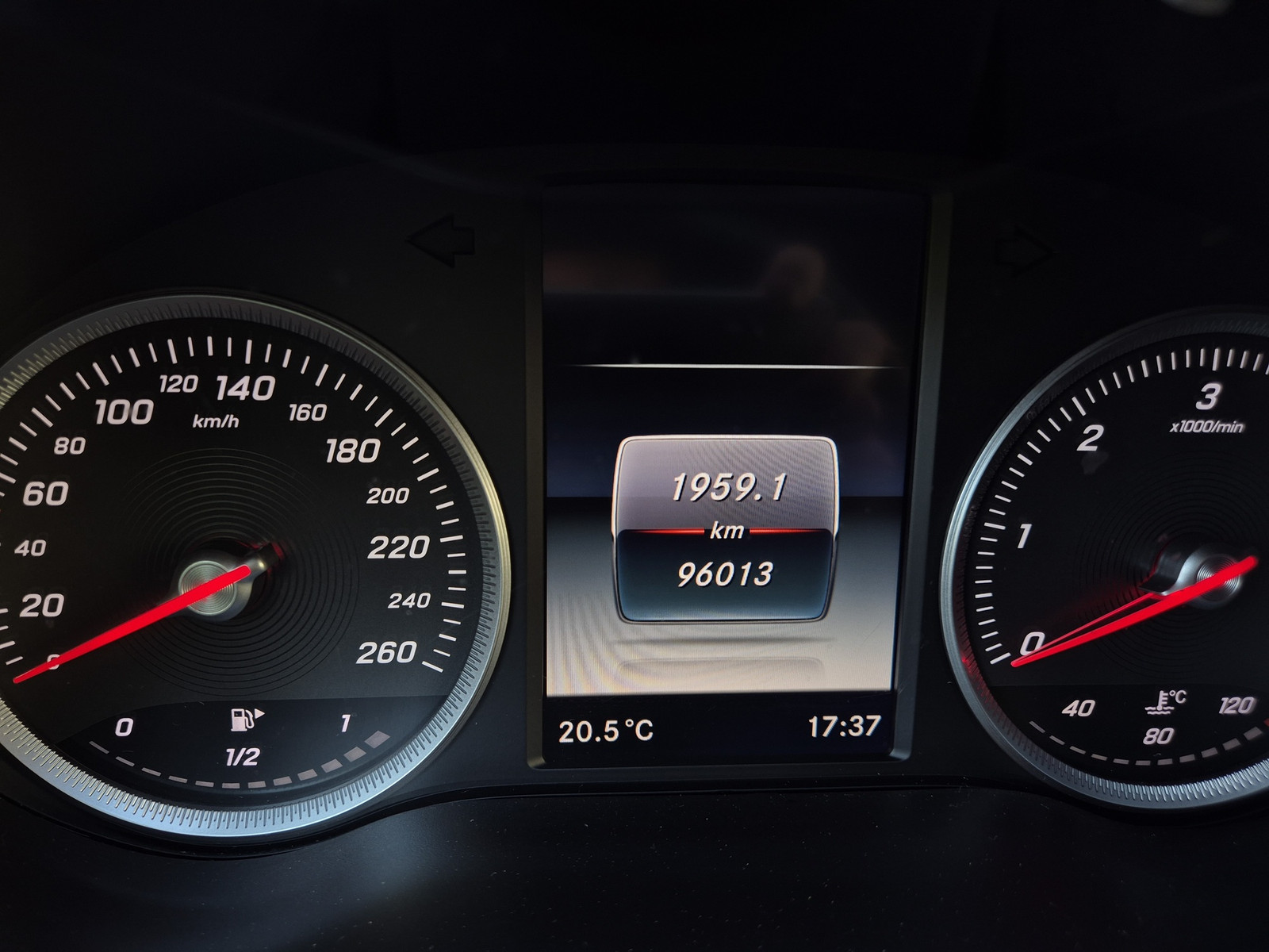 Mercedes-Benz C 180 2015, kuva 6/11