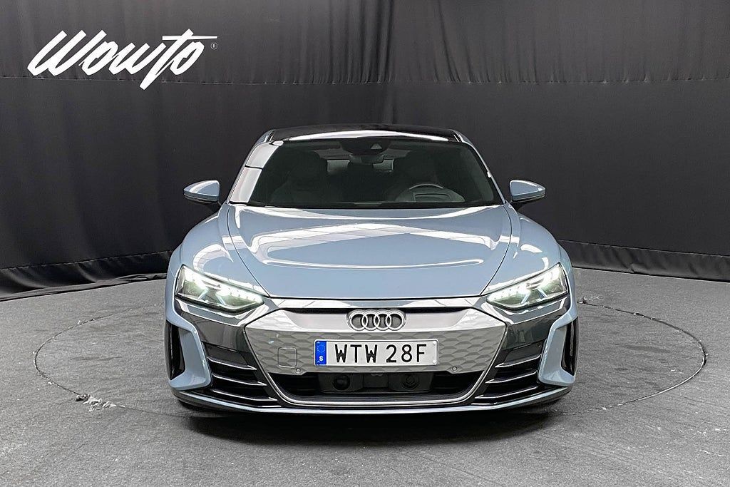 Audi e-tron 2021, photo 2/25