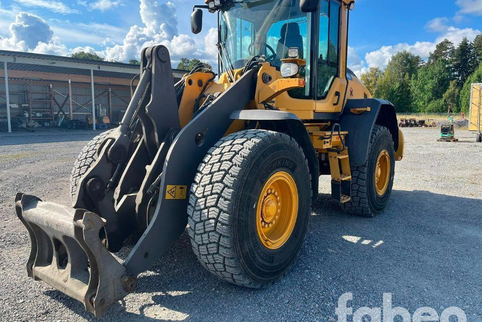 Volvo L90H, 137 kW, дизель