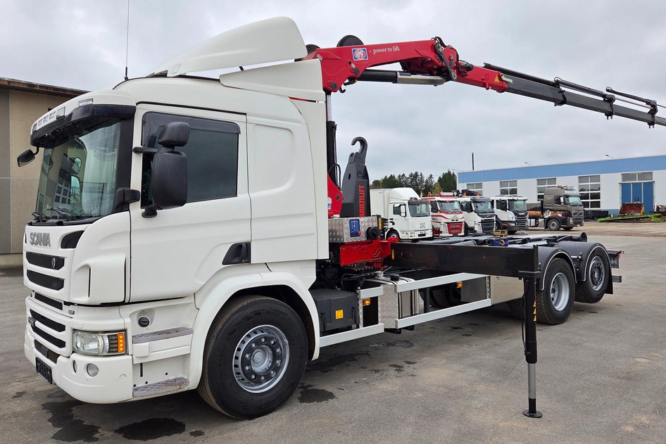 Scania P370 6X2*4 HMF 1730, 2016, 272 kW, дизель, автомат