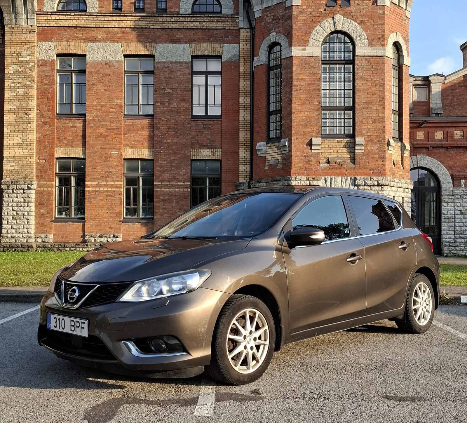 Nissan Pulsar 2015, kuva 2/10