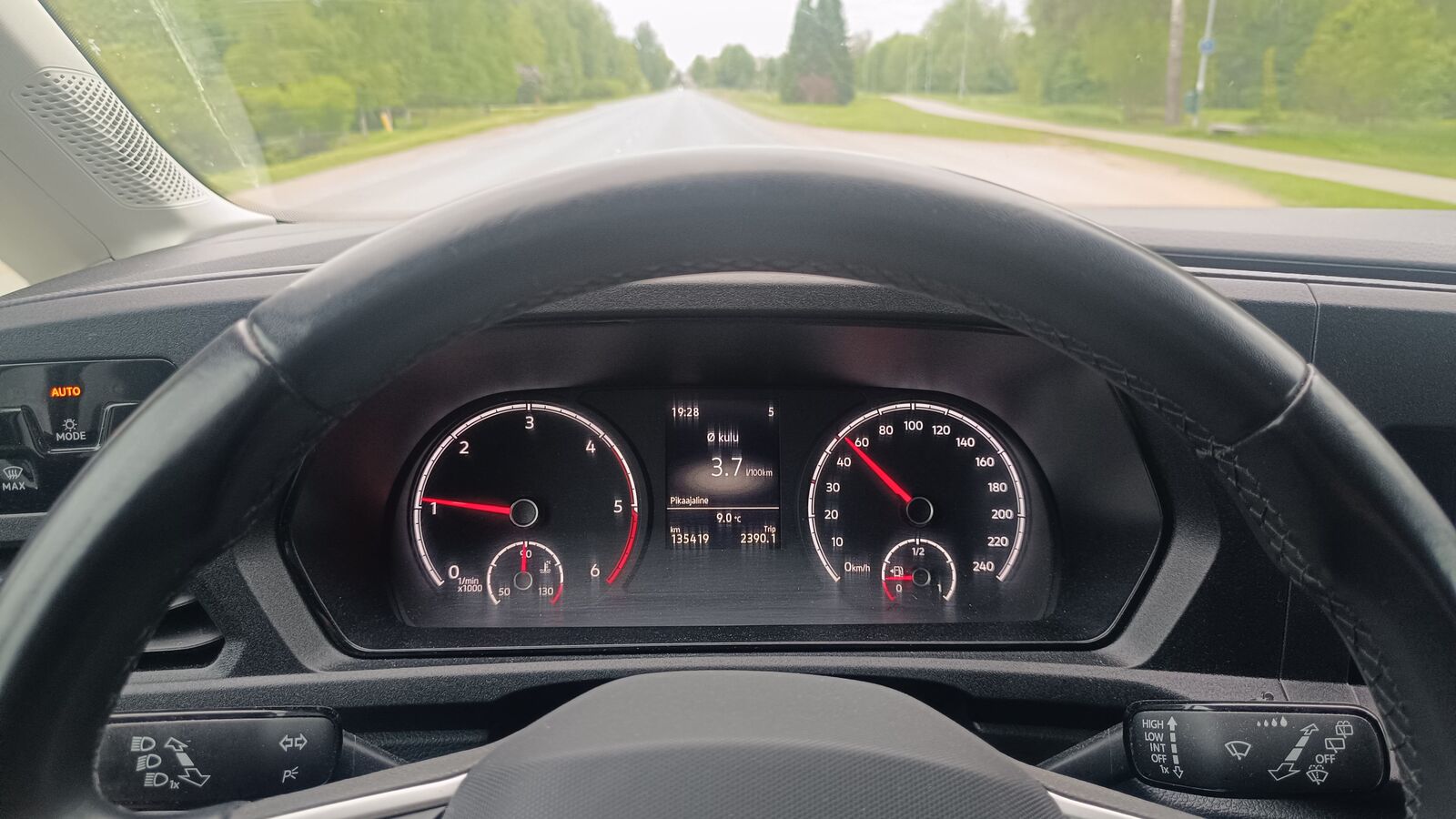 Volkswagen Caddy Maxi 2023, photo 7/10