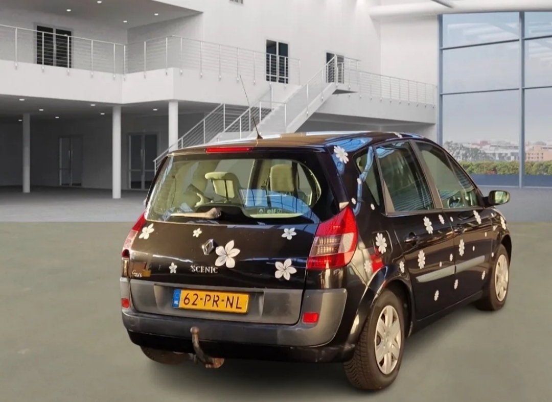 Renault Scenic 2005, photo 3/10
