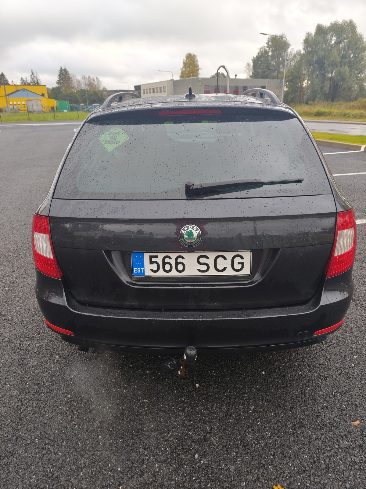 Škoda Superb 2011, kuva 5/14