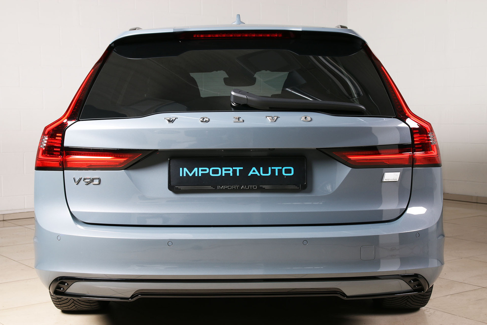 Volvo V90 2023, photo 5/10