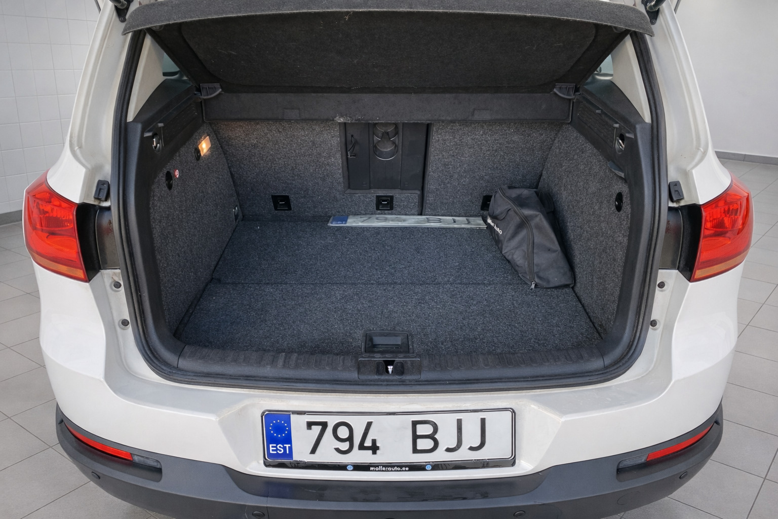 Volkswagen Tiguan 2012, photo 7/19