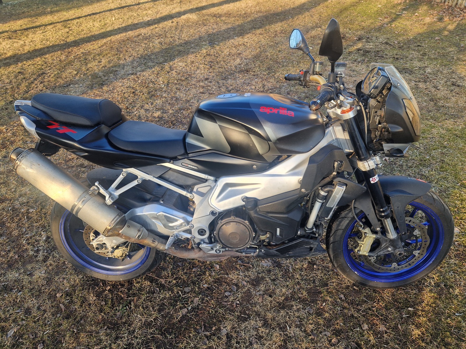 Aprilia RSV 2006, kuva 2/6