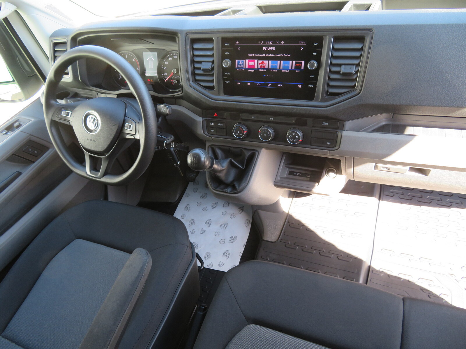 Volkswagen Crafter L4H2 2023, kuva 3/11