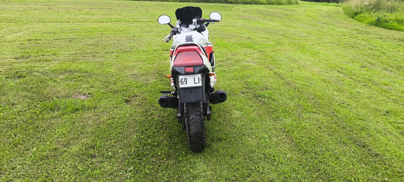 Suzuki GSX 750F 1995, kuva 4/5