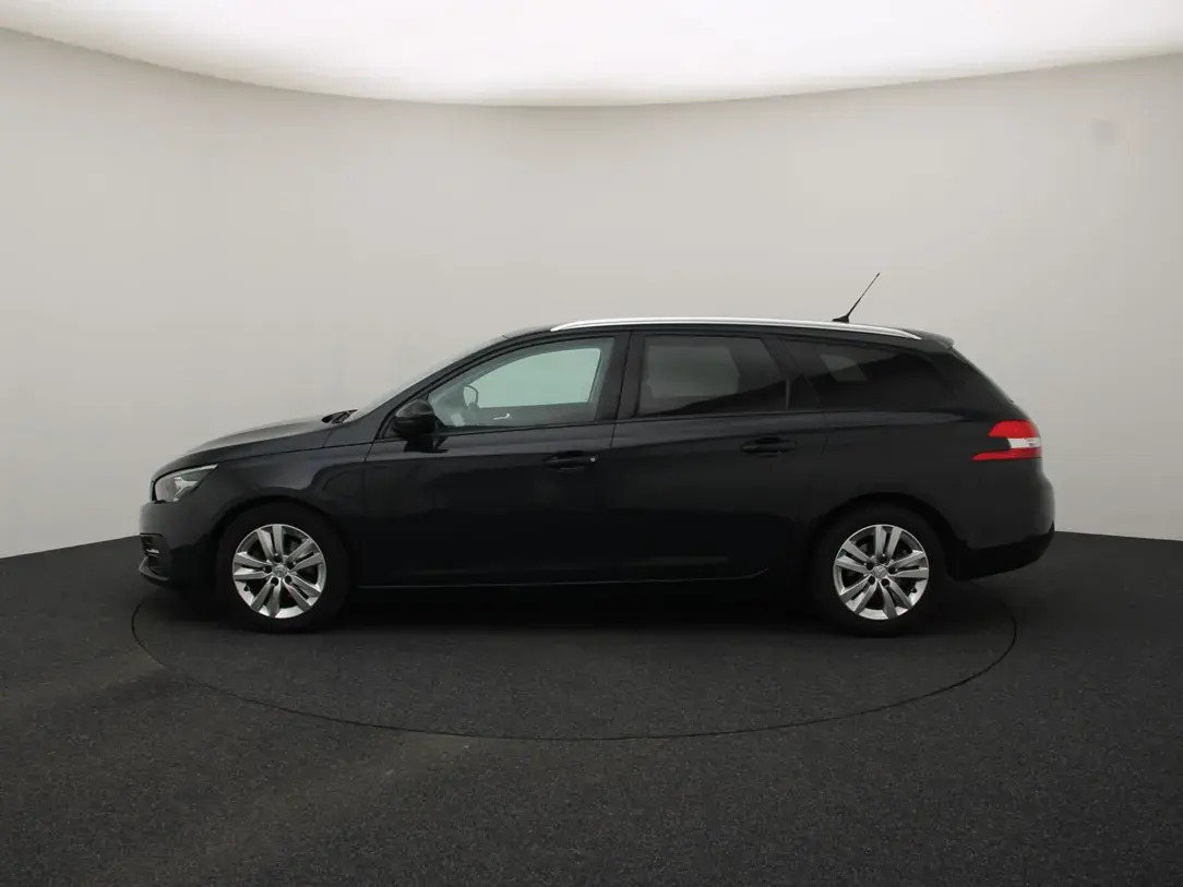 Peugeot 308 2017, photo 6/10