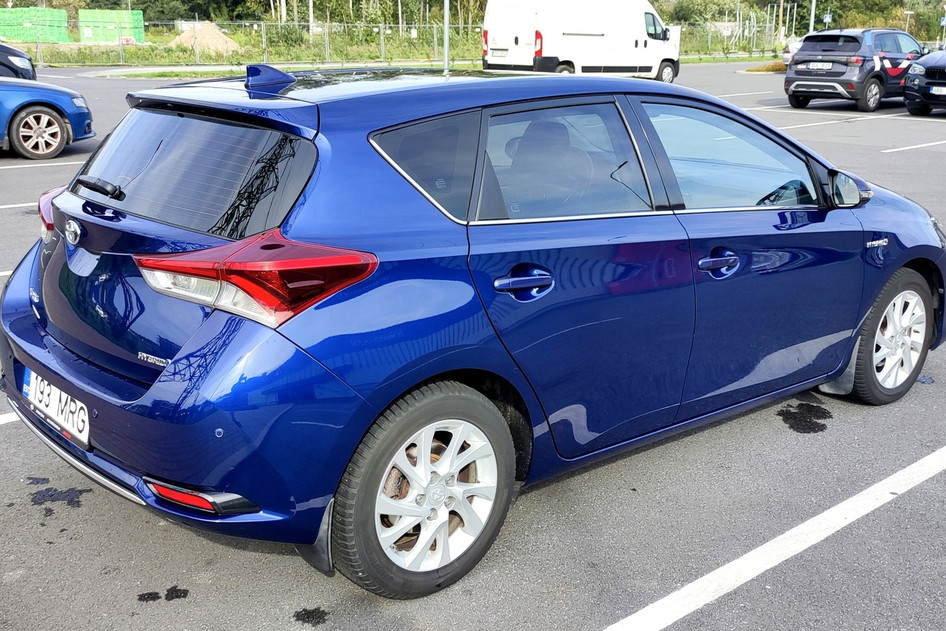 Toyota Auris, 2017, 1.8, 73 kW, hübriid (bensiin/elekter), automaat, esivedu