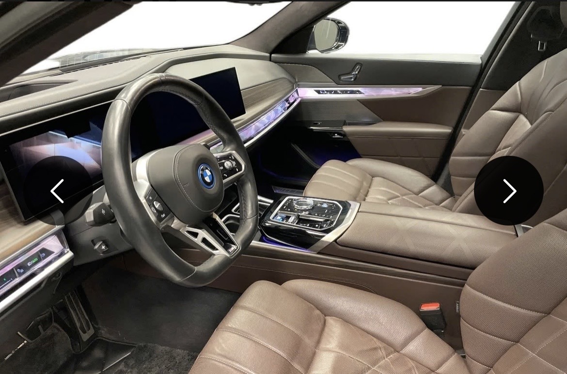 BMW i7 2023, photo 5/10