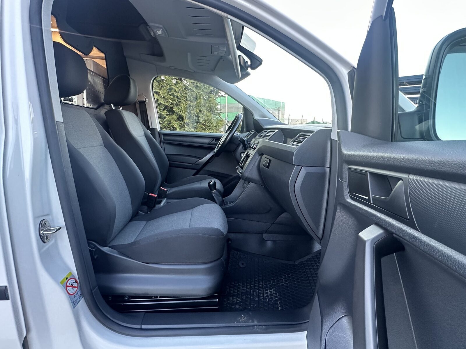 Volkswagen Caddy 2018, kuva 3/17