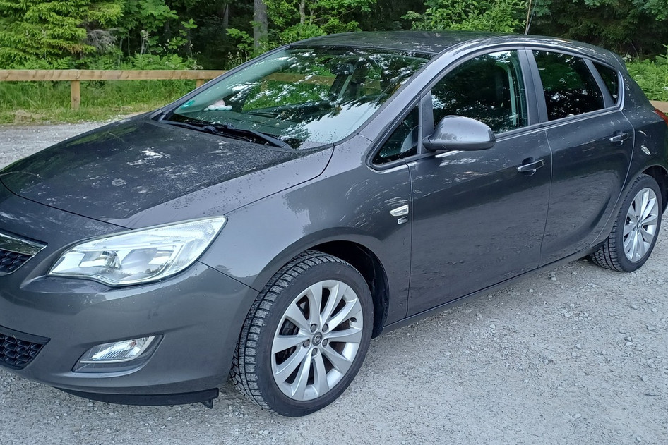 Opel Astra, 2012, 1.4, 74 kW, бензин, механическая, передний привод