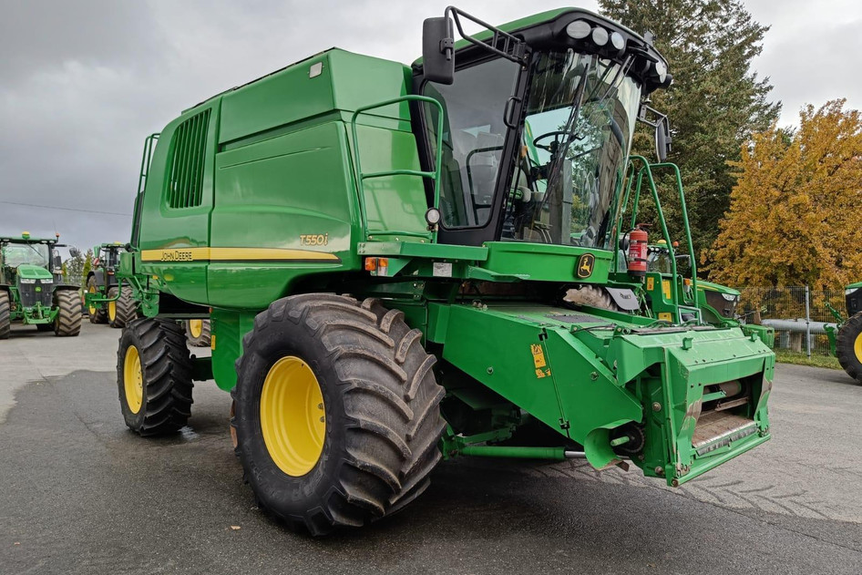 John Deere T550, 224 kW, dīzelis