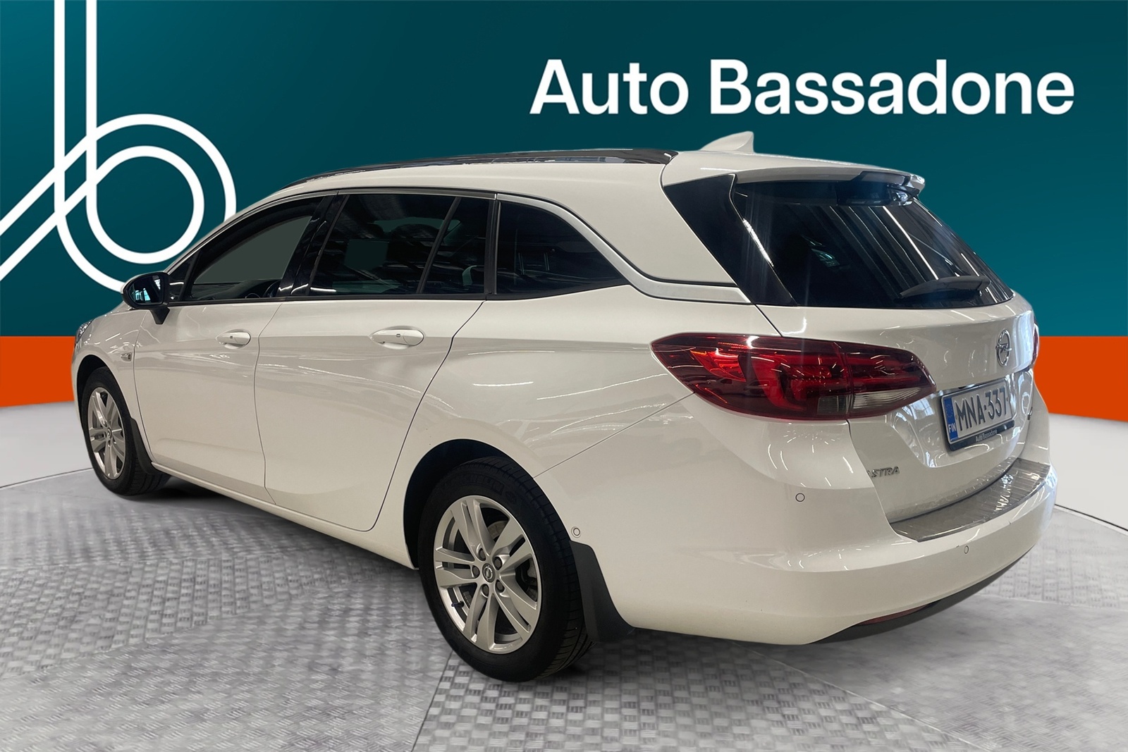 Opel Astra 2017, photo 3/29