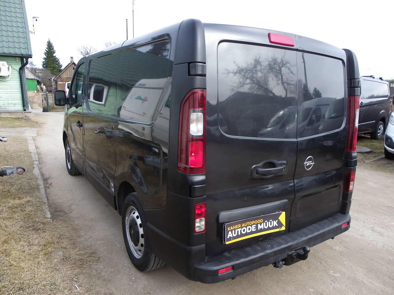 Opel Vivaro 2015, kuva 7/17