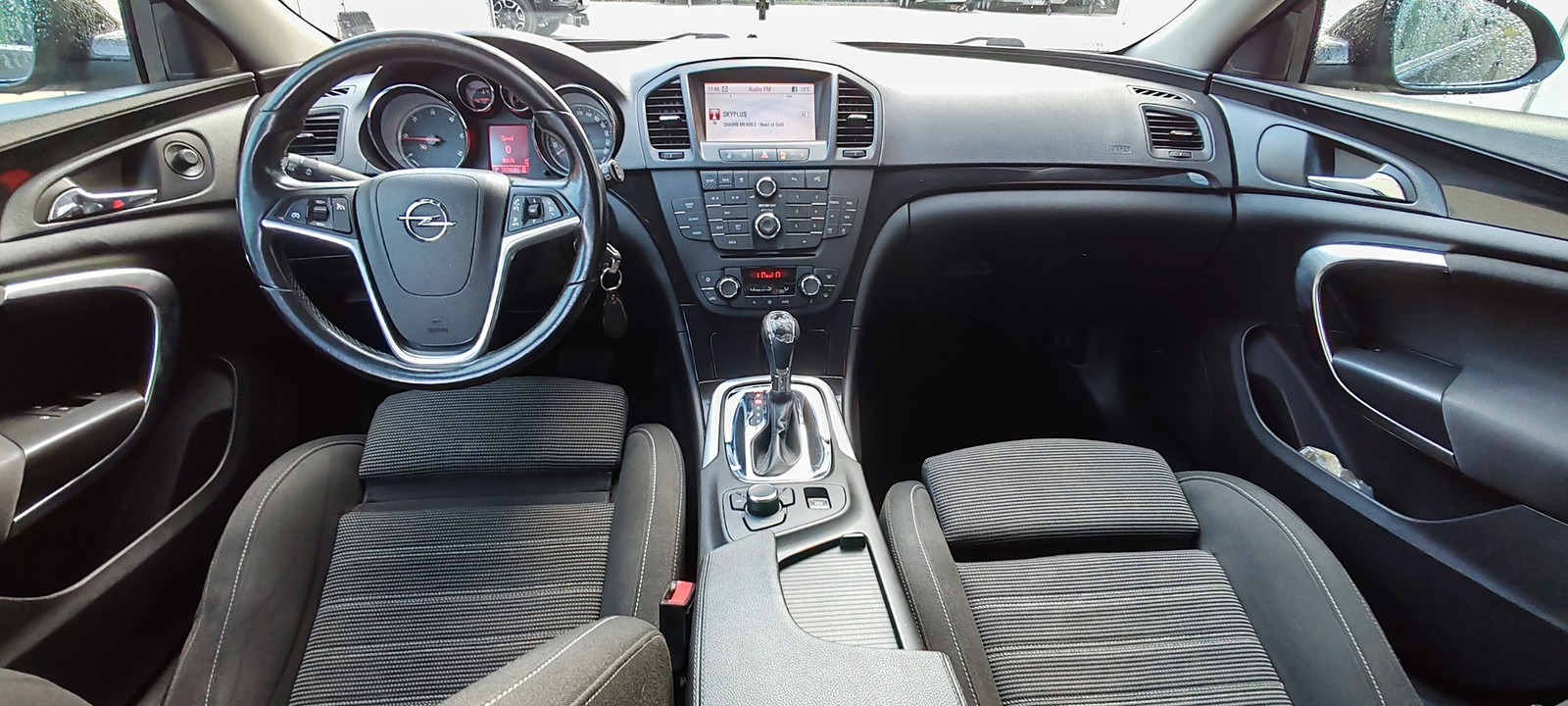 Opel Insignia 2011, photo 5/10