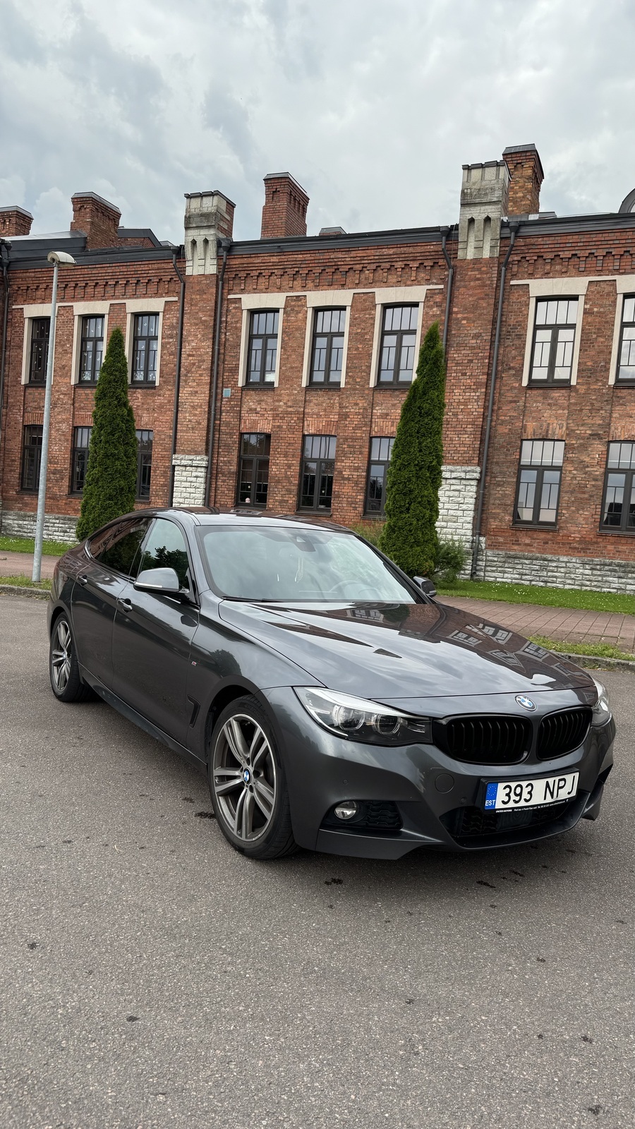 BMW 320 2019, photo 4/10
