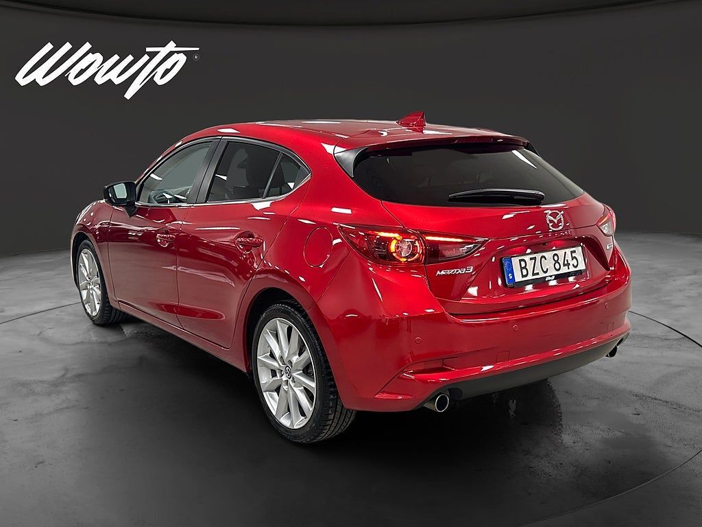 Mazda 3 2017, photo 4/10