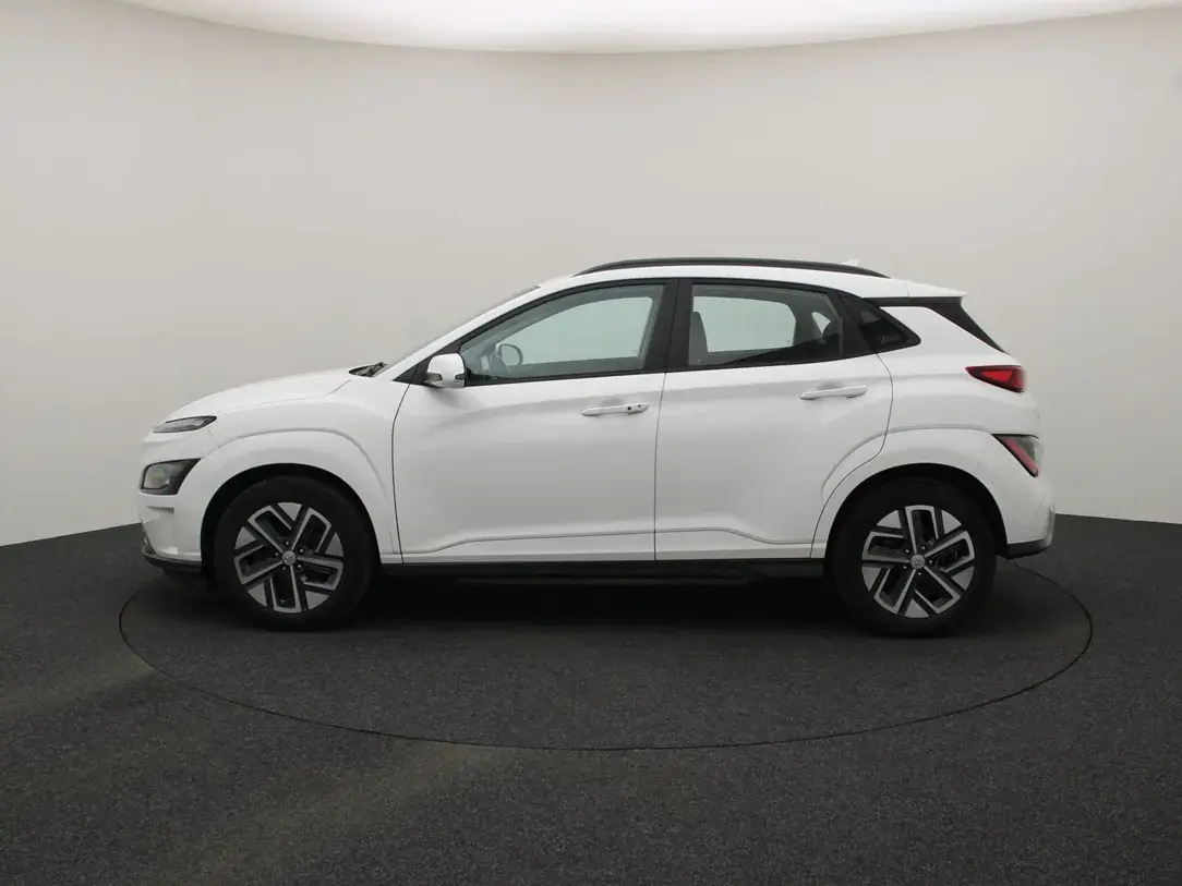 Hyundai Kona Comfort 100kW 2022, kuva 6/10