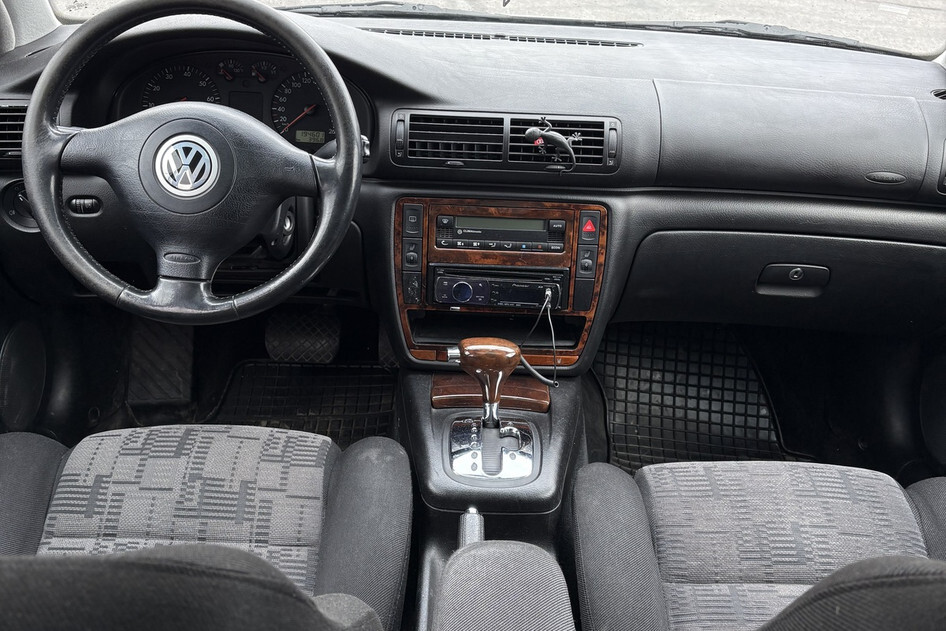 Volkswagen Passat, 1999, 2.3, 110 kW, бензин, автомат, передний привод