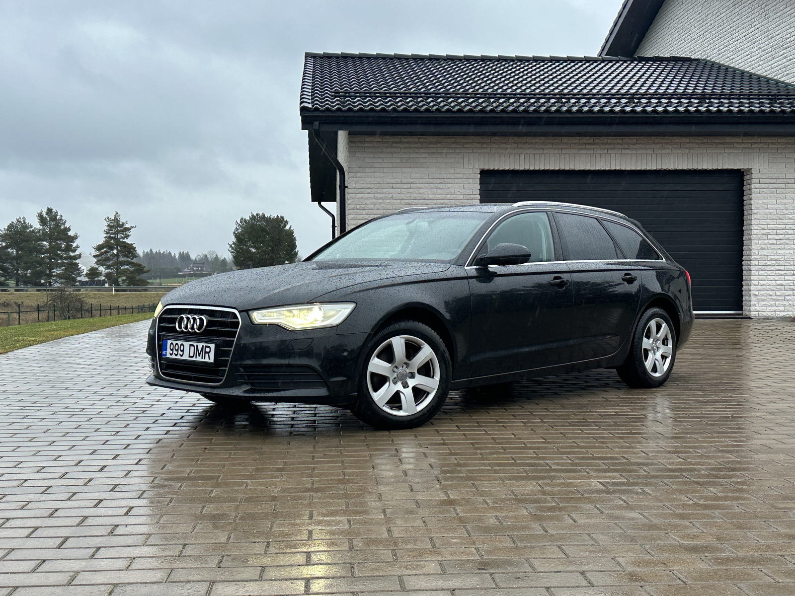 Audi A6 2013, photo 2/15
