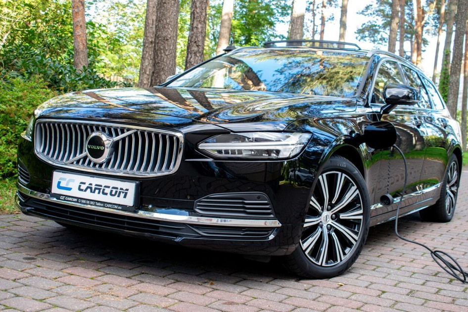 Volvo V90, 2022, 2.0, 293 kW, подключаемый гибрид (бензин/электричество), автомат, полный привод