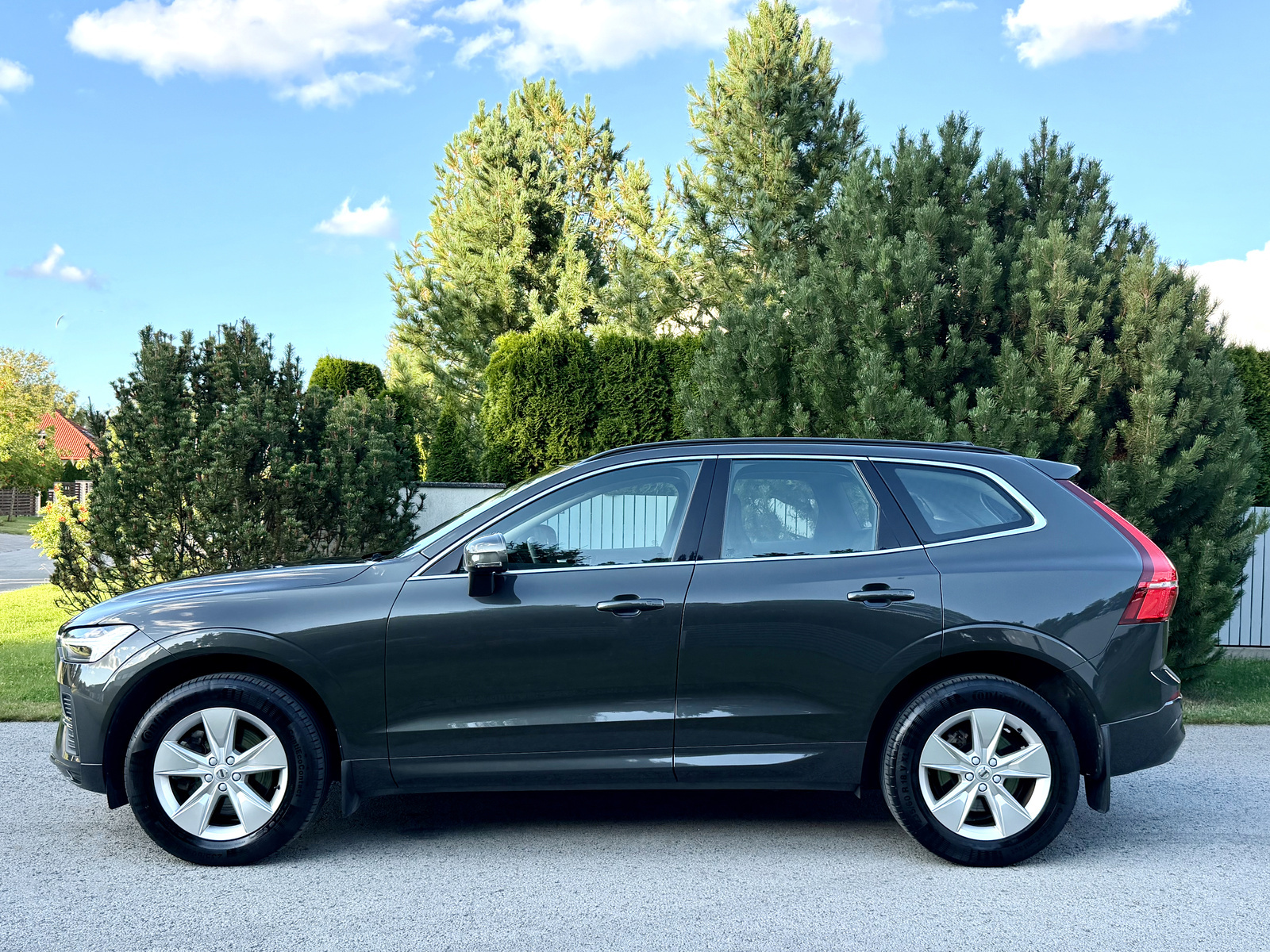Volvo XC60 2022, photo 3/27
