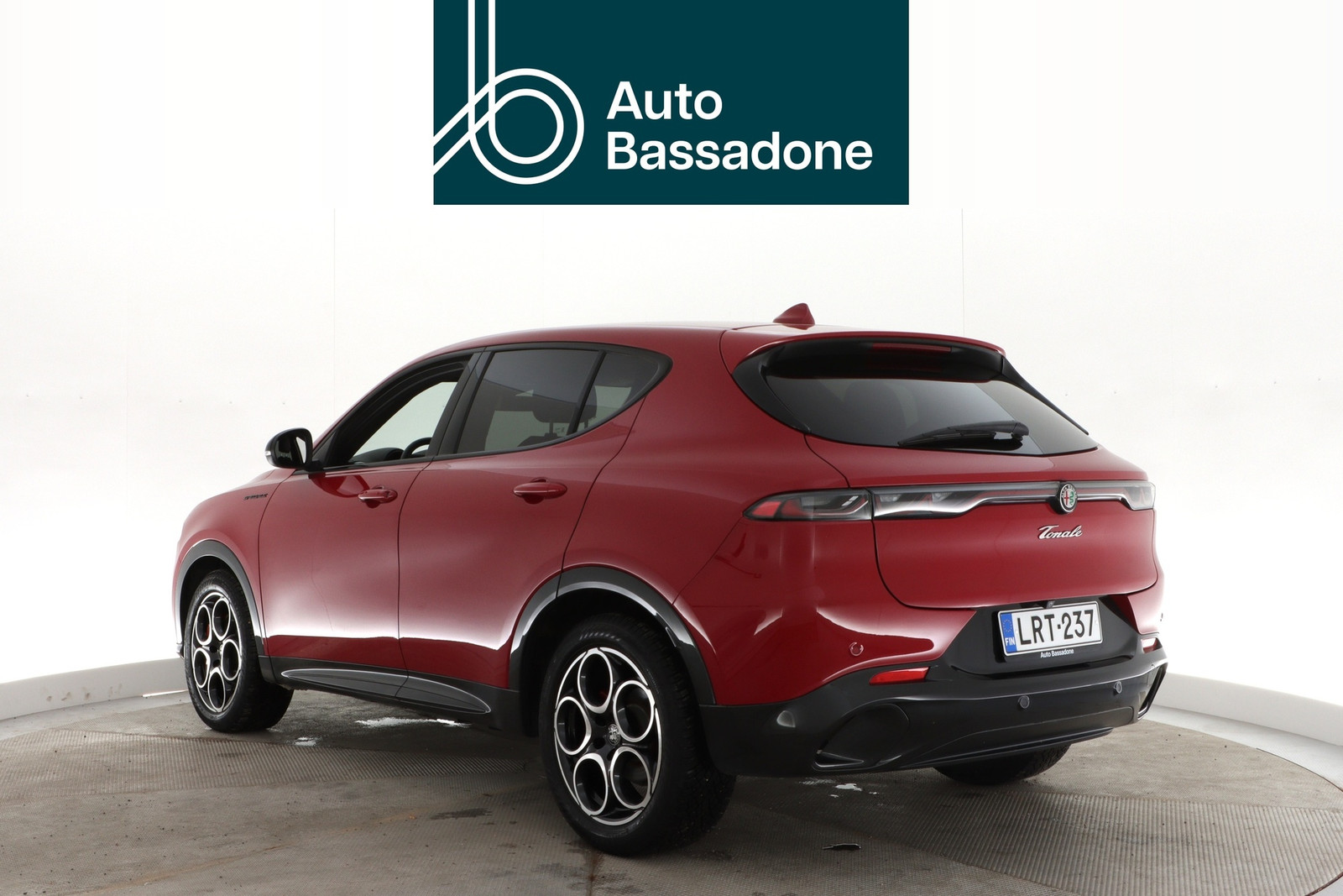 Alfa Romeo Tonale 2023, photo 4/10