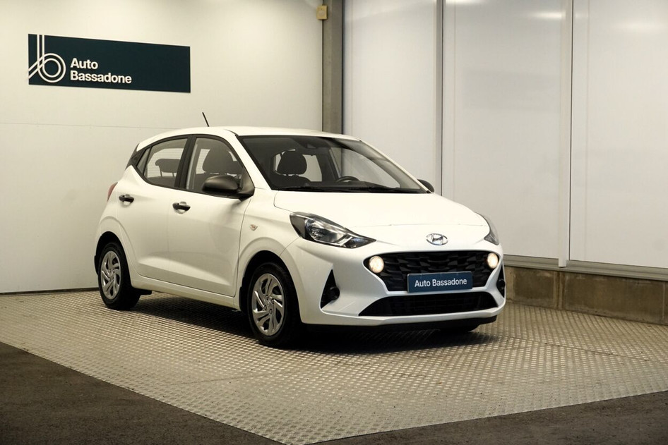 Hyundai i10, 2021, 1.0, 49.3 kW, bensiin, manuaal, esivedu