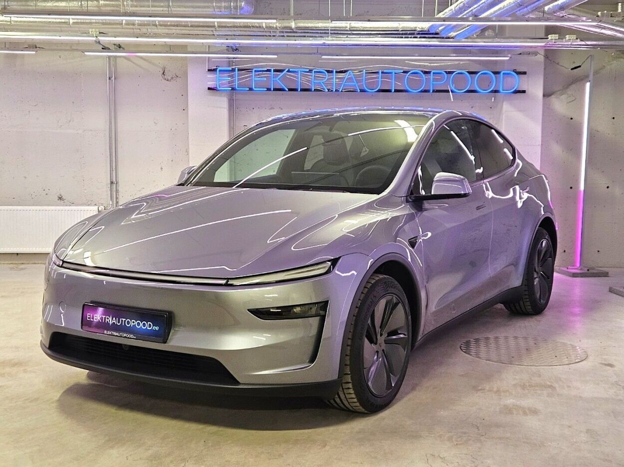Tesla Model Y 2026, photo 2/43