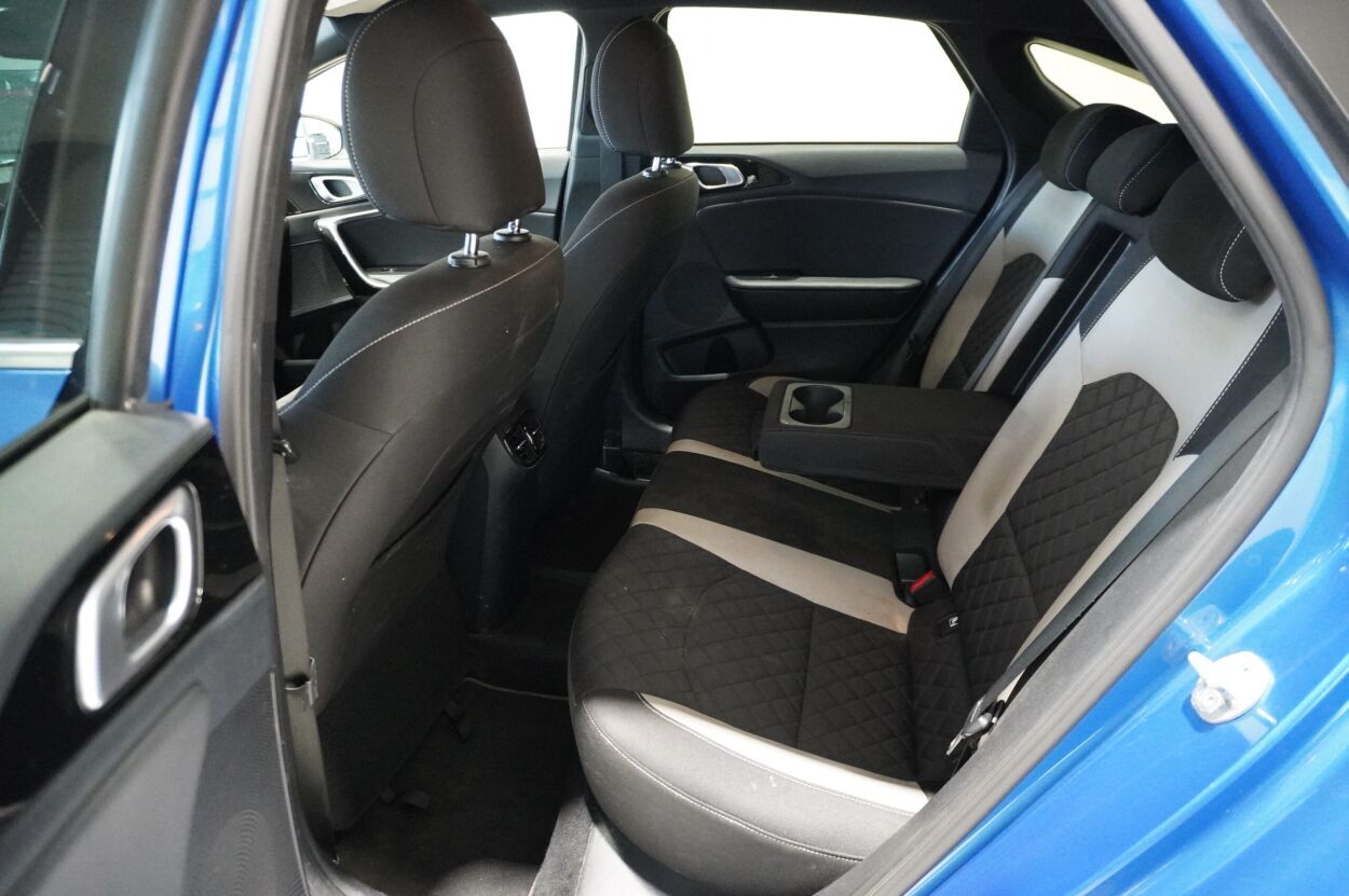 Kia pro cee'd / ProCeed 2021, photo 7/10
