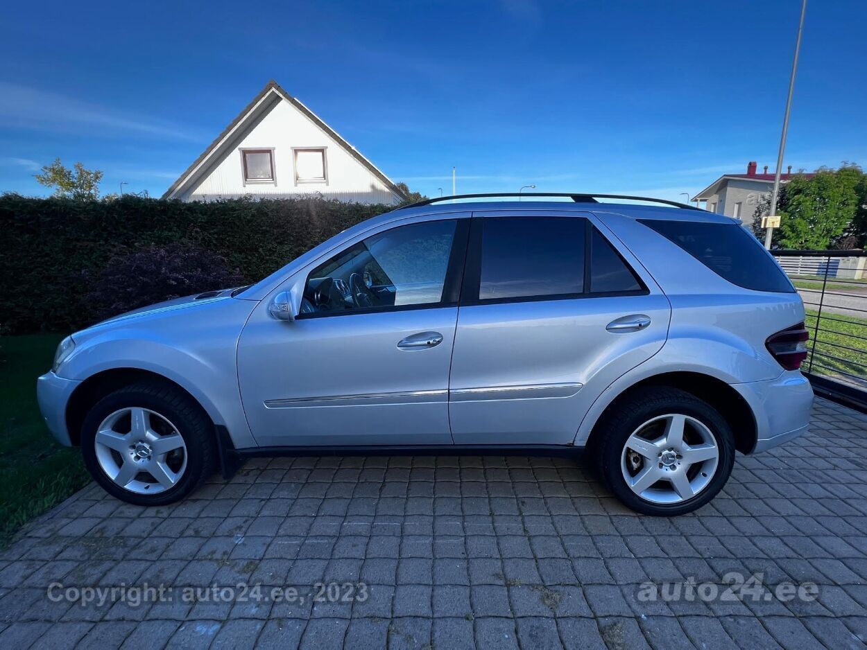 Mercedes-Benz ML 350 2005, photo 5/14