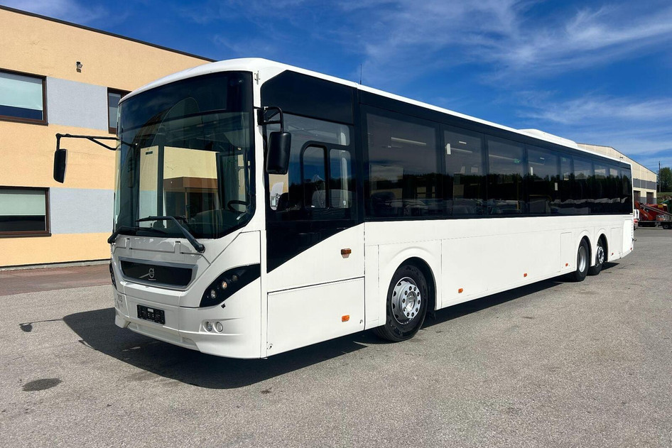 Volvo 8900 B9R, 2012, 286 kW, дизель, автомат