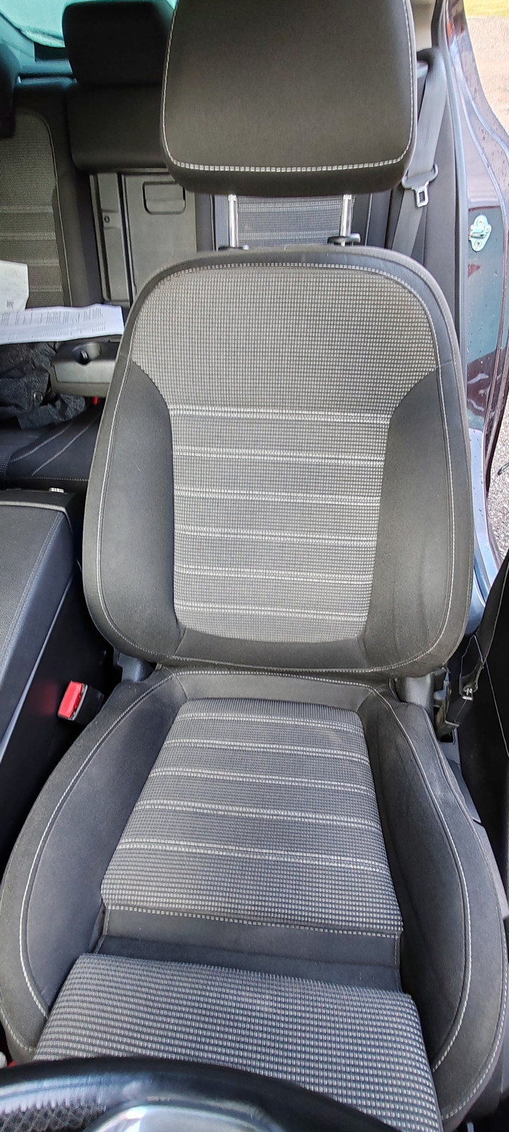 Opel Insignia 2011, photo 7/10